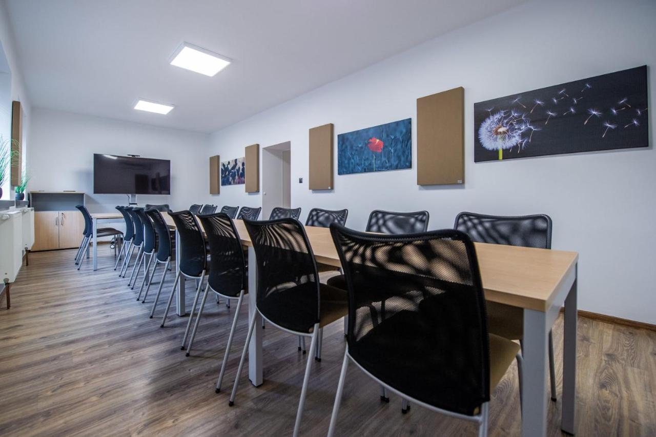 Gosciniec Promus Hotel Zabrze Eksteriør billede
